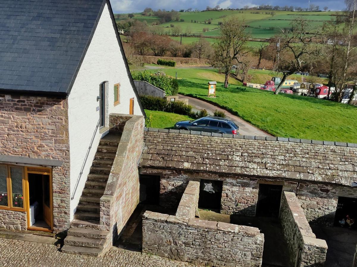 Captains Lookout Brecon Exteriör bild